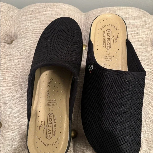 Fly Flot Black Mesh Mules for Women - Picture 1 of 3